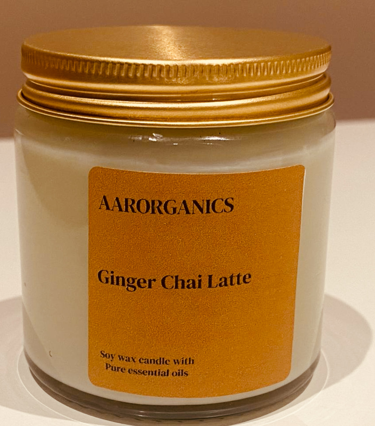 Ginger chai Latte 
Natural soy wax candle 
With pure essential oils 