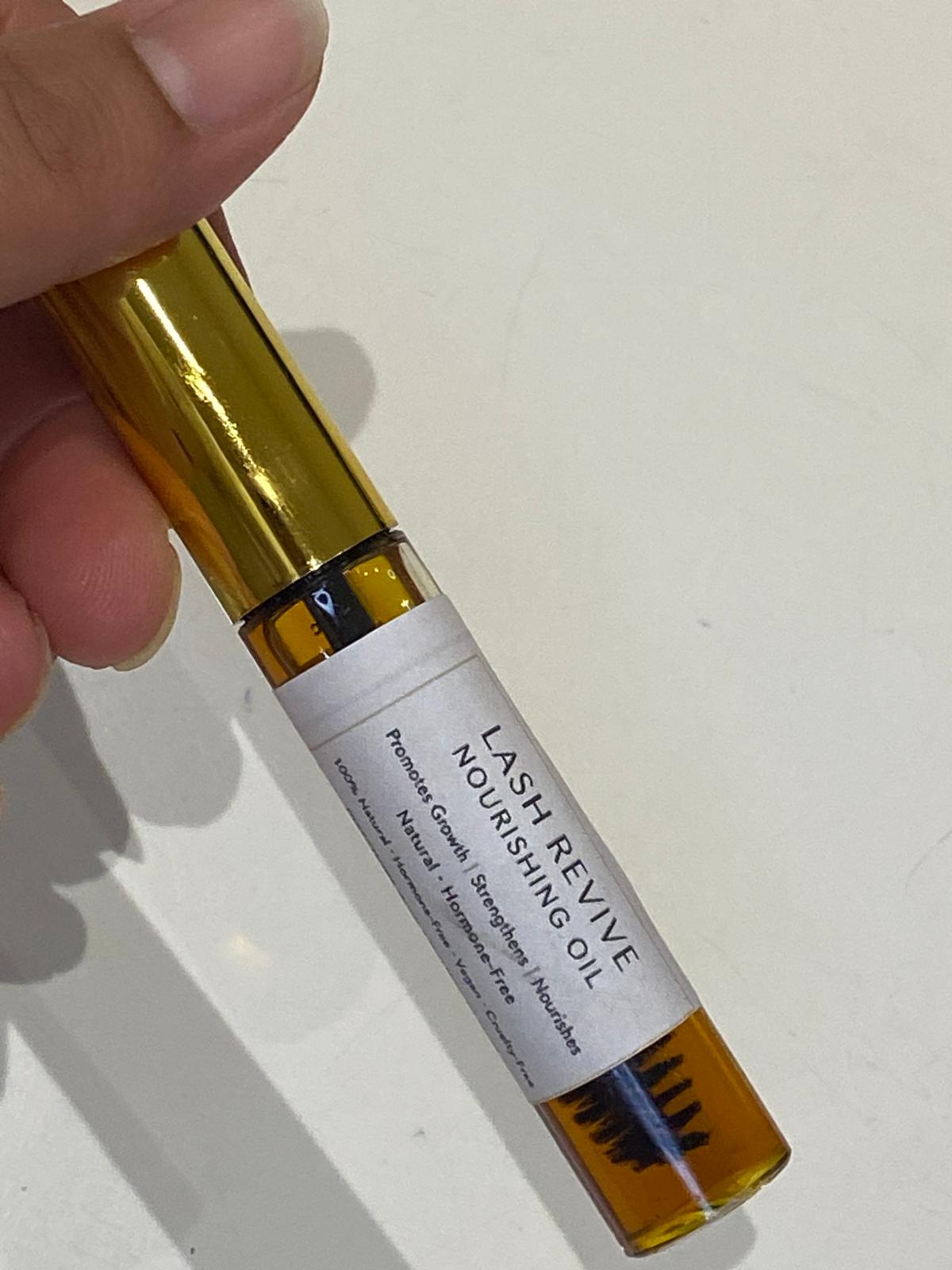 •	natural eyelash and eyebrow growth oil
	•	lash and brow growth oil with castor oil
	•	botanical lash growth serum
	•	eyebrow growth oil before and after
	•	natural lash serum for fuller lashes
